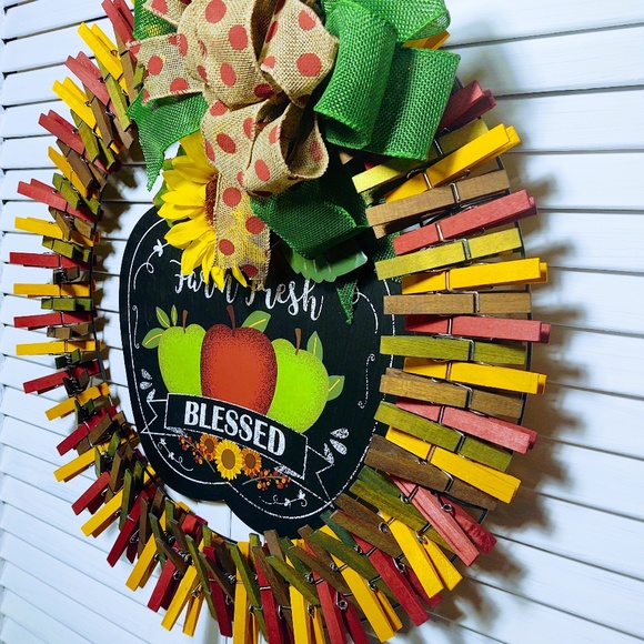 Hand Crafted Fall Clothespin Wreath - Picture 6 of 6